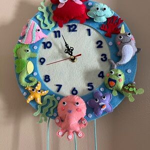 Underwater Friends Kids Wall Clock